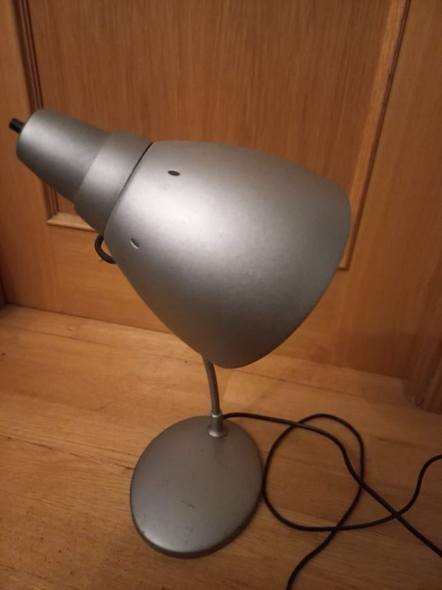 Flexo lámpara de mesa