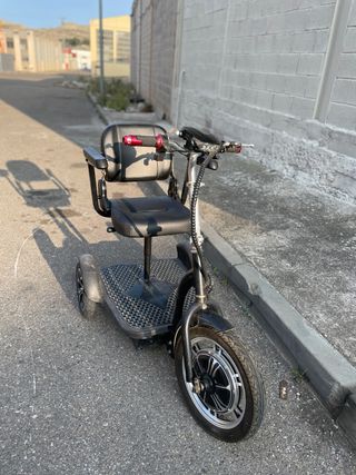 Moto eléctrica movilidad reducida