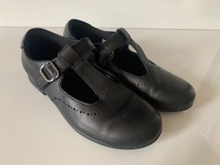 Zapatos de niña Clarks negros