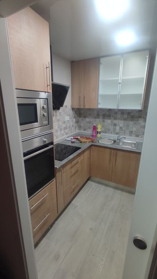 Carpintero y montador de muebles, cocinas, manitas