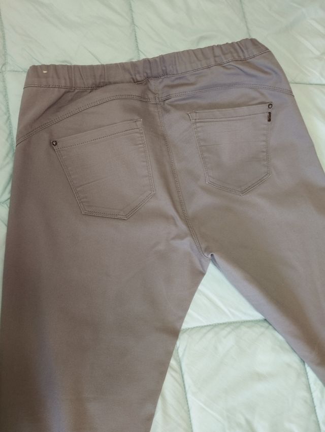 Leggins gris claro de corte vaquero