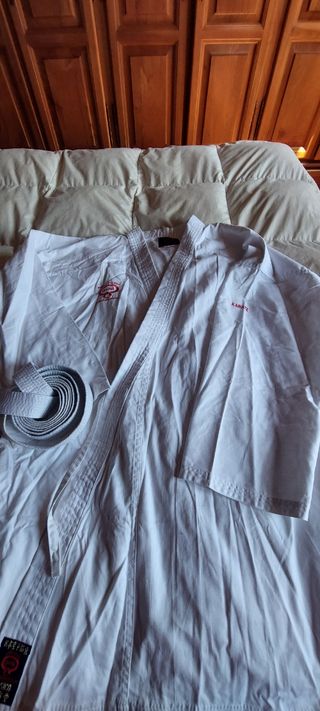 Traje karate talla S/180