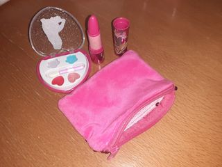 Barbie Trousse, prodotti toilette, profumo spray..