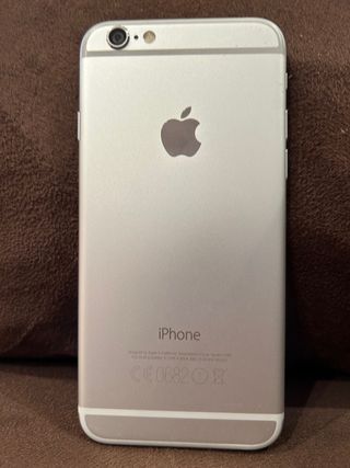 IPhone 6 plateado de 16Gb