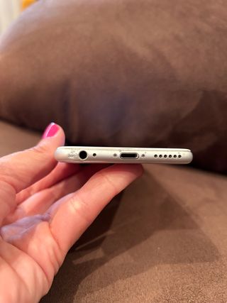 IPhone 6 plateado de 16Gb