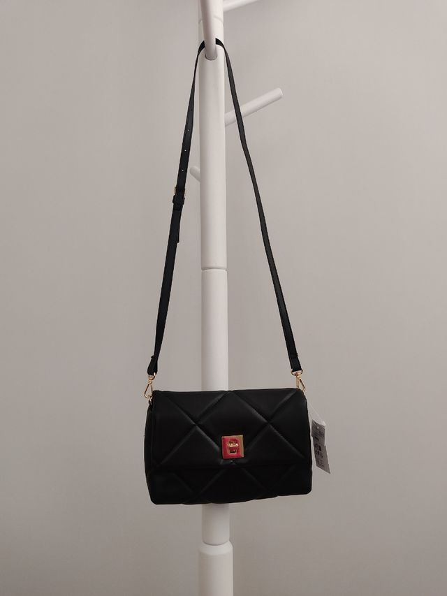 bolso negro SIN ESTRENAR