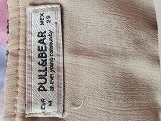 Minifalda de chica de Pull&Bear