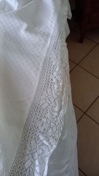 copriletto matrimoniale in cotone con pizzo uncine