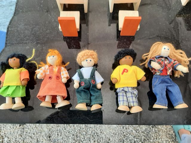 Escuela casa de muñecas