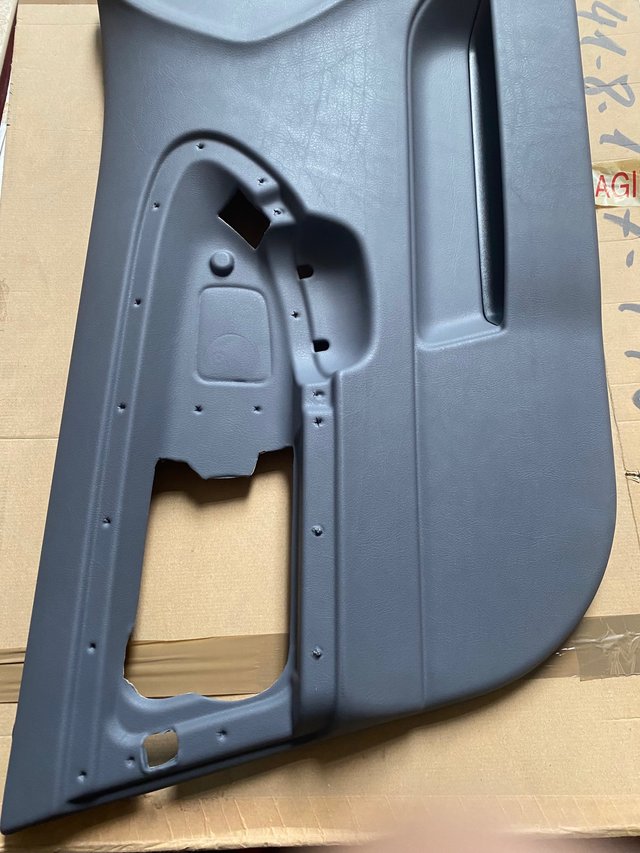 PANEL PUERTA DELANTERO IZQDO BMW E36 GRAU
