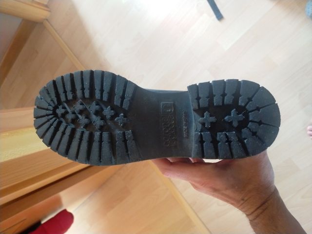 Botas altas negras, Coronel Tapioca. Nuevas