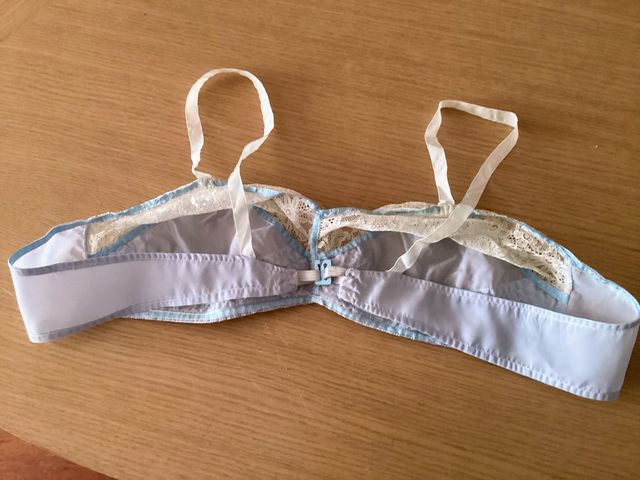Sujetador vintage encaje años 50 talla 85/90