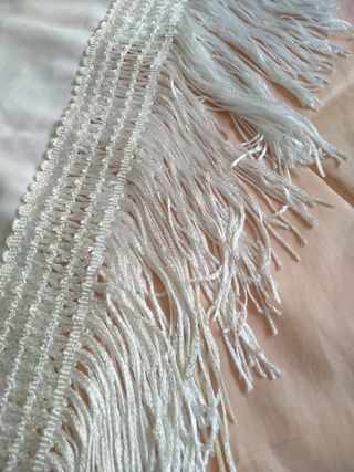 Mantón de Manila bordado