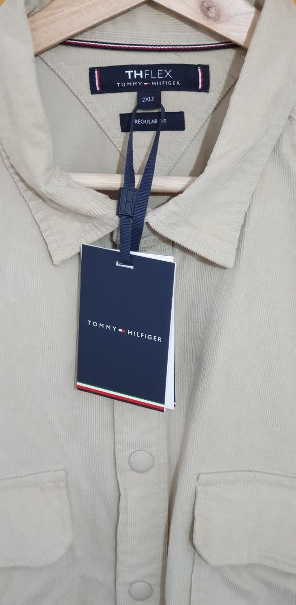 TOMMY HILFIGER ORIGINAL A ESTRENAR XXL DE U.S.A