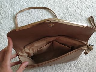 Bolso tipo sobre grande marrón