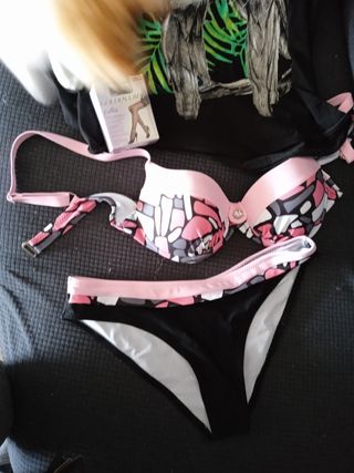 lote biquini,medias y camiseta de verano