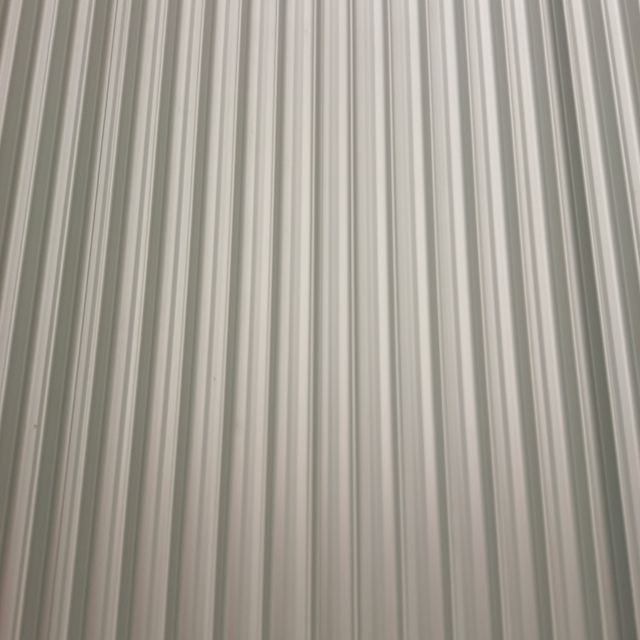 Configure 8 tabuleiros para colocar CDs, DVDs ou similares