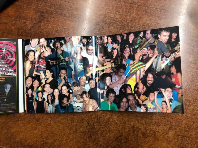 CD La Hamburguesería Rock Bar Bogotá Colombia