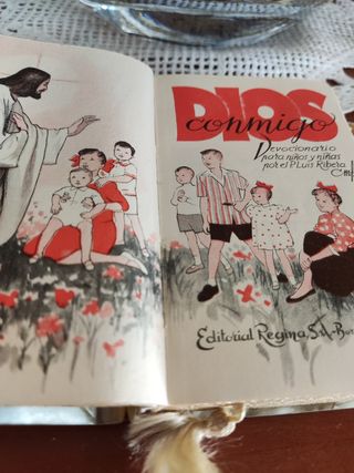 libro de comunión de nácar años 60