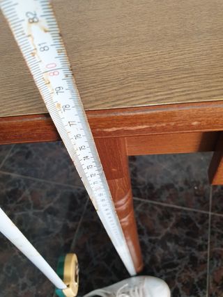 Mesa rectangular de cocina de madera