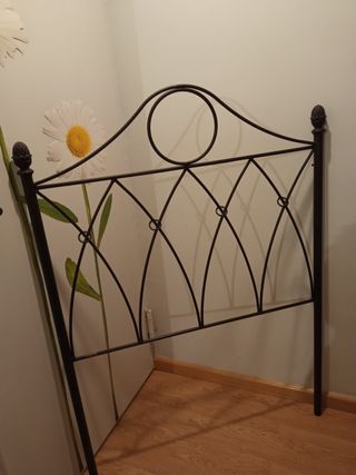 Cabecero de forja de 90
