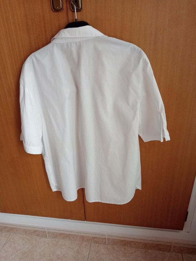 camisa blanca