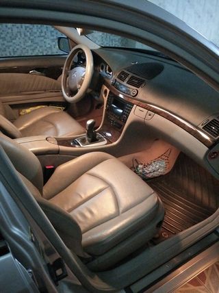 Mercedes-Benz Clase E 2002