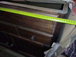 Espejo y mueble de baño de madera