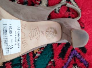 Zapatos slingback UNISA