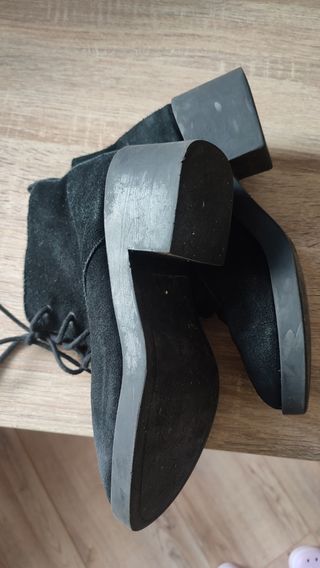 botines tacón cordones ante Stradivarius