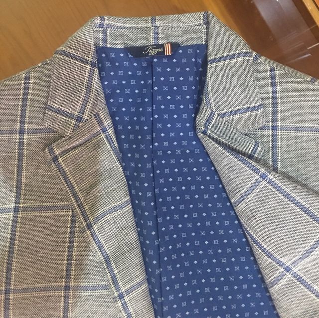 AMERICANA NIÑO, MARCA TIZZAS. TALLA 12.