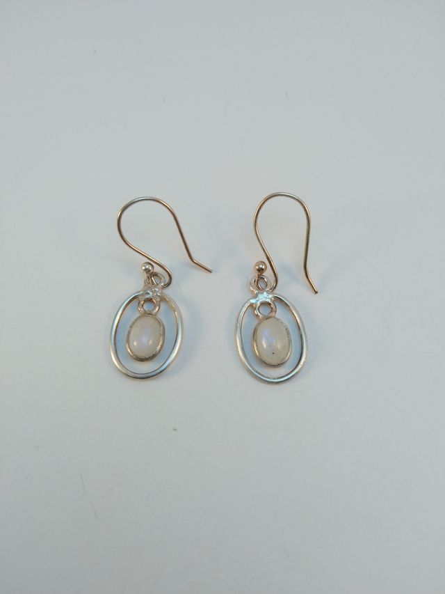 PENDIENTES DE PIEDRA LUNA
