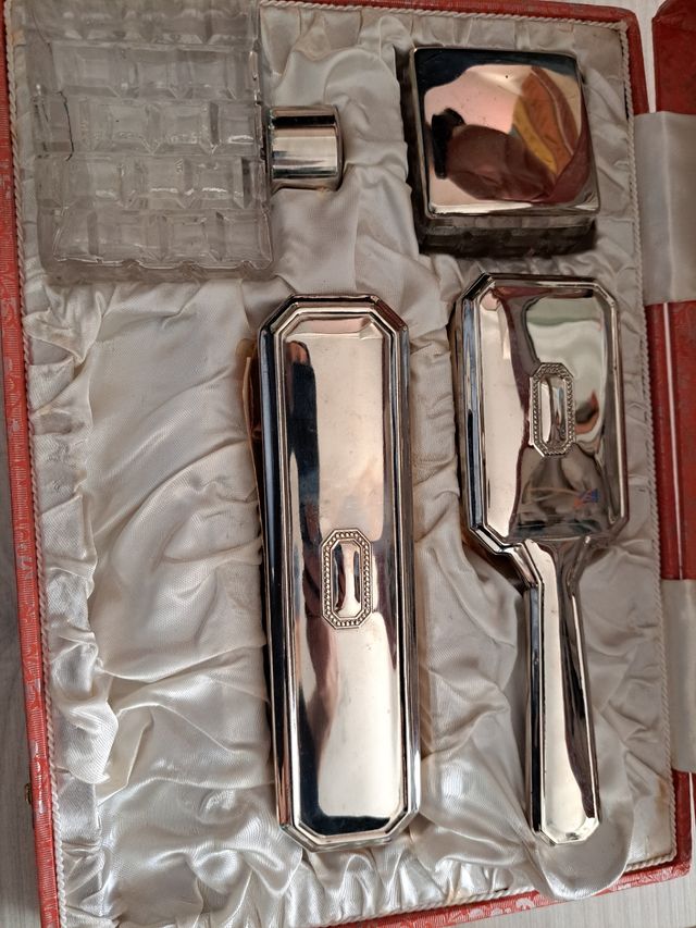 Juego de tocador de plata