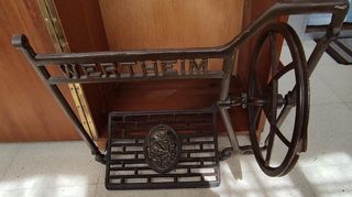 Máquina de coser Wertheim y patas inclui