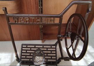 Máquina de coser Wertheim y patas inclui