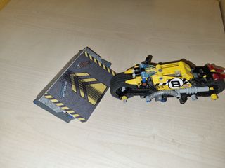 Lego Technic Moto