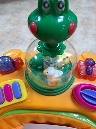 Andador Comptine con bandeja de juegos