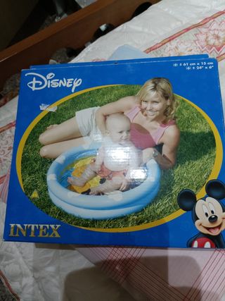 bañera de plástico