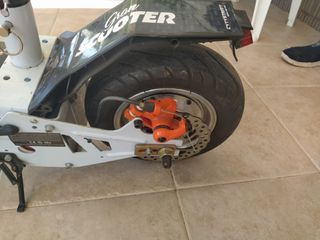 patinete eléctrico con sillín