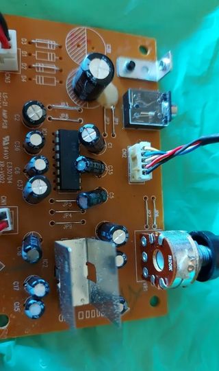 amplificador Logitech LS-21 combo 2.1