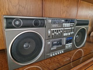 Sanyo C4. Boombox 1984
