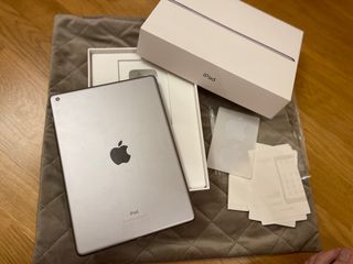 APPLE IPAD AIR