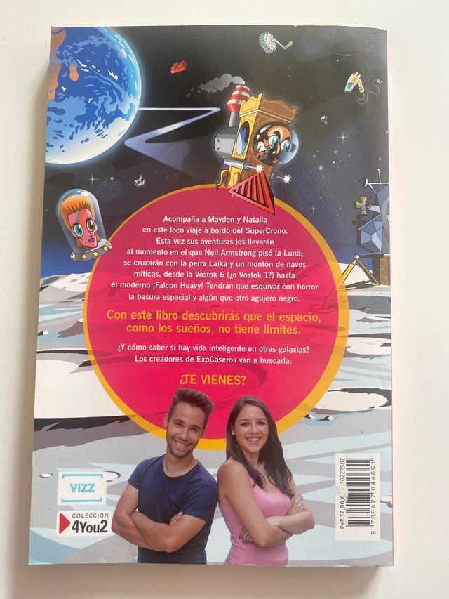 Maytalia en el espacio.