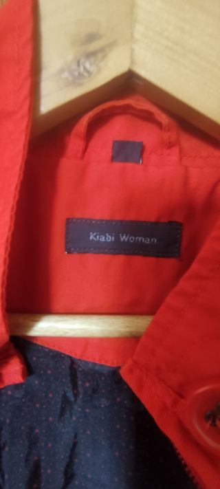 Cazadora Parka mujer rojo. Talla 38-40