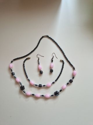 Juego gargantilla, pulsera y pendientes bisuteria