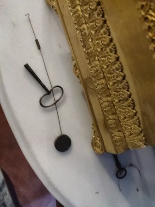 RELOJ DE SOBREMESA 