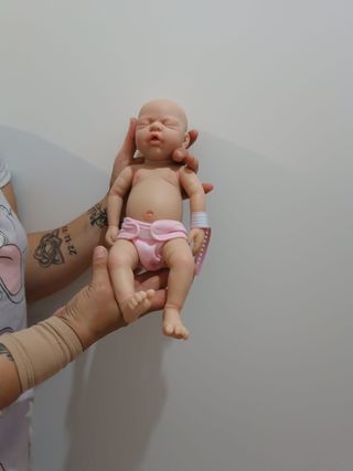 Bebé de silicona de platino de 32 centímetros
