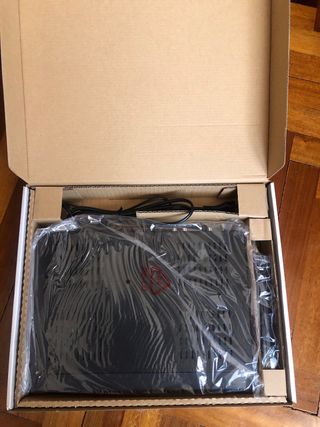 Receptor de satélite digital. Silverio crest