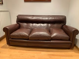 Divano 3 posti Frau in pelle te tavolino