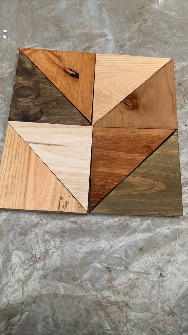 Specchio verticale in legno di pino (NUOVO)